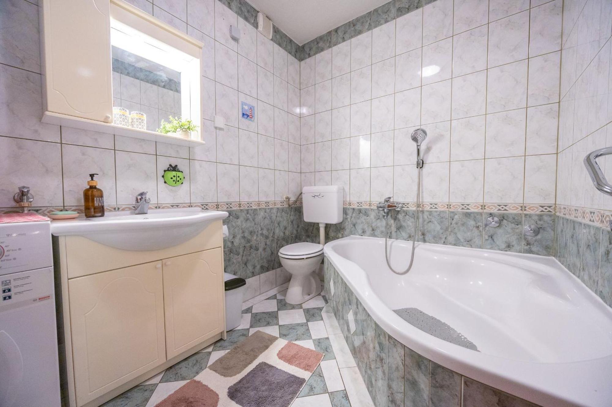 Apartments Tanja Baška Voda Kültér fotó