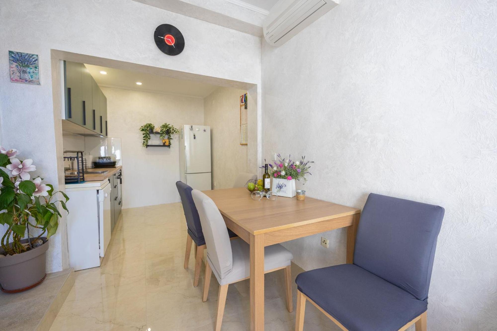 Apartments Tanja Baška Voda Kültér fotó